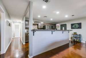 718 E 45th St (12)