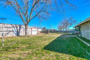 718 E 45th St (25)