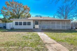 718 E 45th St (6)