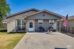610 Jones St (5)