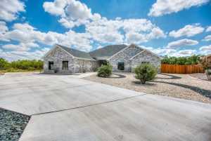 5202 Riviera Lane (30)