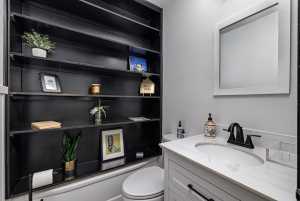 2307 W Harris Ave (23)