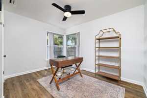 2307 W Harris Ave (24)