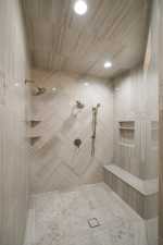 5313 Enclave Ct (86)