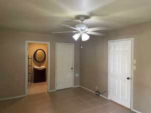 2702 Forest Park Ave (17)