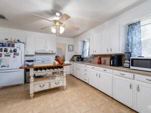 2229 Waco St (13)