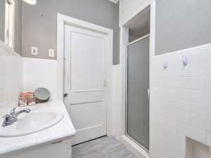 2229 Waco St (20)