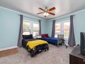 2229 Waco St (21)