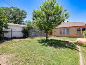 2229 Waco St (28)