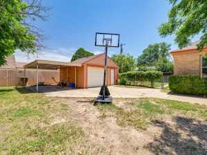 2229 Waco St (30)