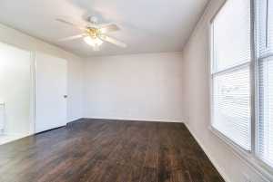 1221 Howard Ave (11)
