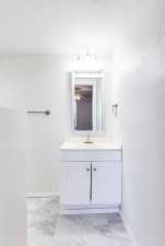 1221 Howard Ave (24)