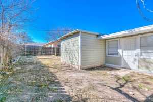 1221 Howard Ave (21)
