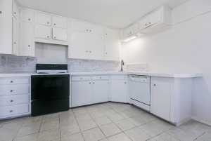 1221 Howard Ave (9)