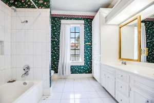 321 S Adams St (38)