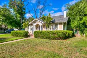321 S Adams St (36)