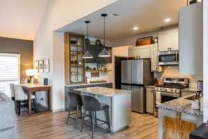 2014 Overhill Dr (15)