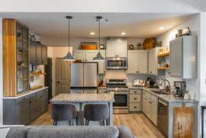 2014 Overhill Dr (16)
