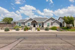 2014 Overhill Dr (2)