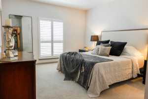 2014 Overhill Dr (22)