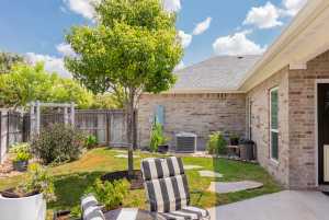 2014 Overhill Dr (31)