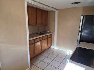 3913 Driftwood Dr (9)