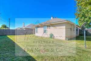 3302 Edgewood Dr (28)