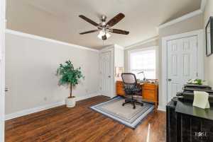 706 N Madison St (12)