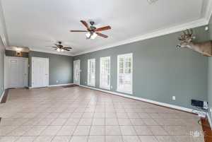 210 Laguna Verde St (12)
