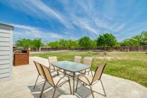 210 Laguna Verde St (25)