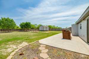 210 Laguna Verde St (27)