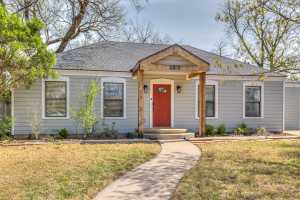 2205 Live Oak Dr (2)