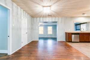 2205 Live Oak Dr (8)