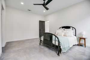 21 W 20th St (12)