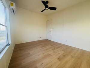 10324 Front St (10)
