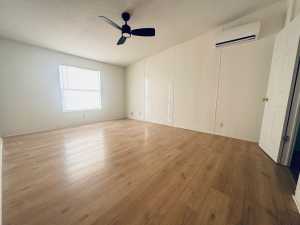 10324 Front St (12)