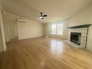 10324 Front St (5)