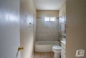 3207 Webster Ave (46)