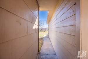 3207 Webster Ave (48)