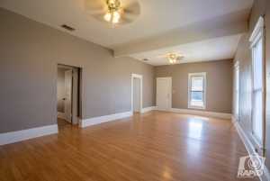 3207 Webster Ave (7)