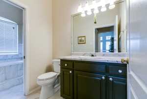 1218 Ashford Dr (44)