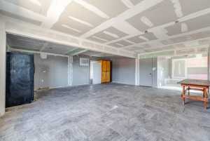 313 E 19th St (14)