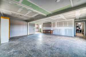 313 E 19th St (15)