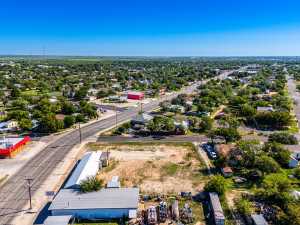 313 E 19th St (29)