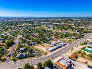 313 E 19th St (35)