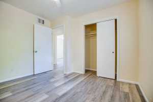 2006 Field St (16)