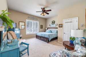 6033 Kingsbridge Dr (25)