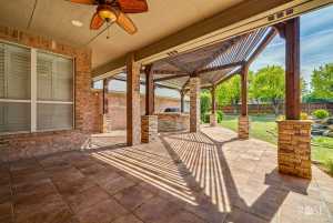 6033 Kingsbridge Dr (35)