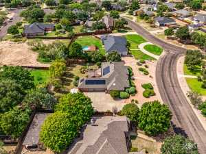 6033 Kingsbridge Dr (53)