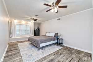 204 S Monroe St (17)